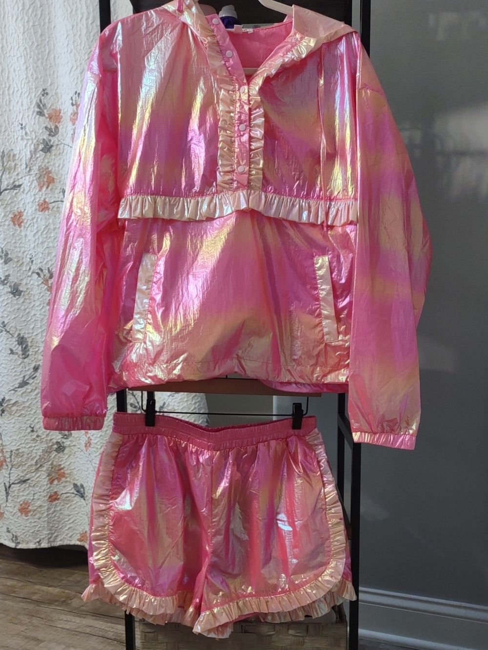 STUNNING 2 Piece Iridescent Outfit From RARERAW! Pink, Gold And Cream Shimmer! L